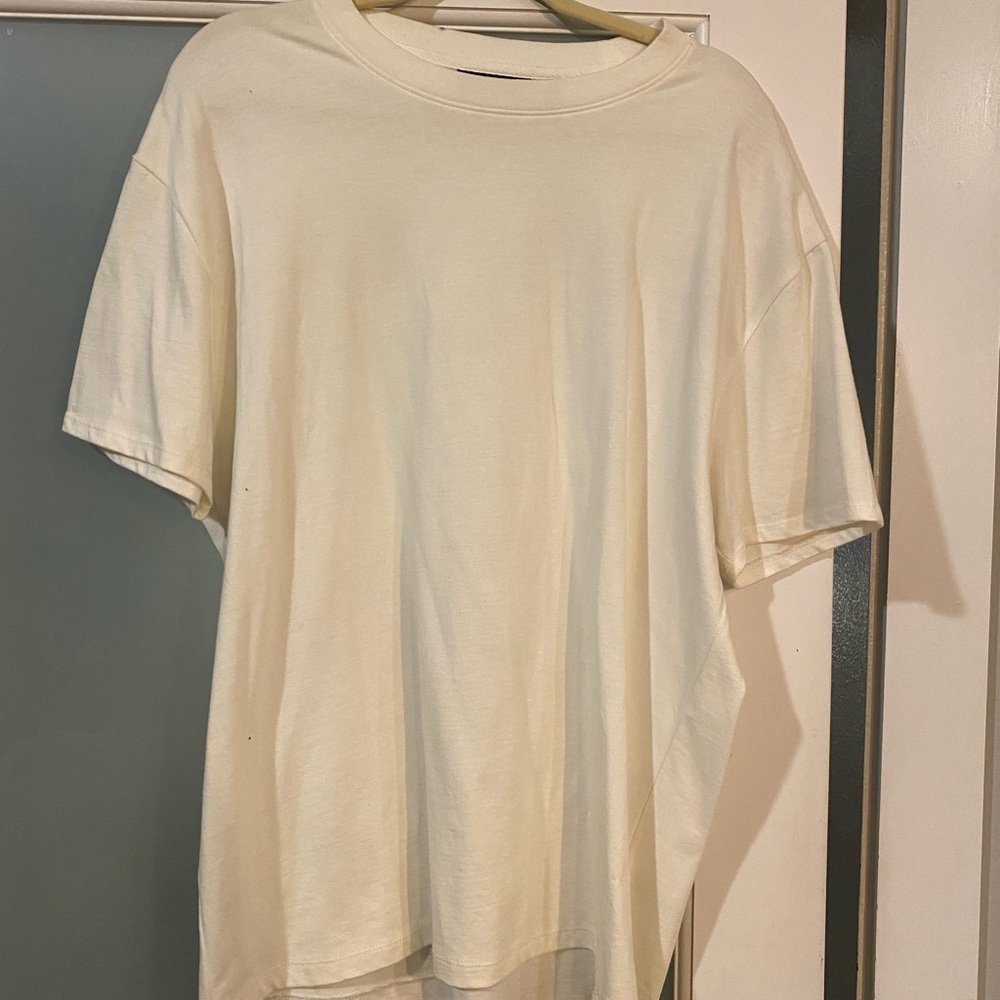 Essentials oversized tee - Picture 2 of 3